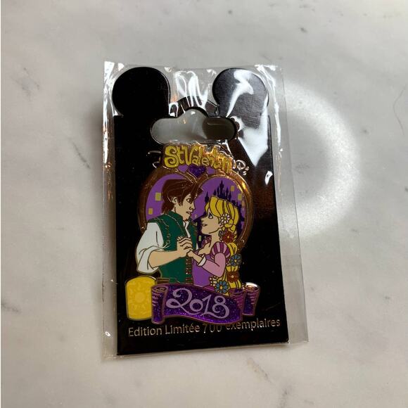 Rapunzel 2018 Limited Edition 700 Disney Trading Pin Paris Valentines Day - Picture 1 of 2
